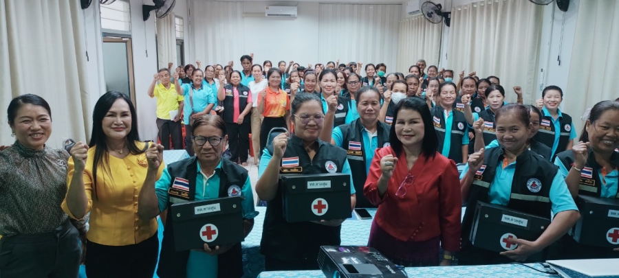 วันที่ 26  กันยายน 2567  นางวรรณภา แก้วพรหม นายกเทศมนตรีตำบลตาลสุม มอบหมายงานให้  ****กองสาธารณสุขและสิ่งแวดล้อม ร่วมกับอสม.และเจ้าหน้าที่เทศบาลตำบลตาลสุม